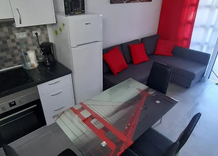Appartement Playmar 133 *